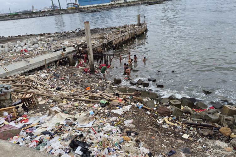 Guru Besar IPB Sebut Kondisi Laut Indonesia Memprihatinkan