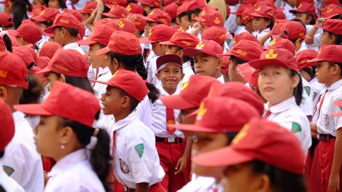 Meratap Hak Anak di Tengah Kegaduhan Politik 2024