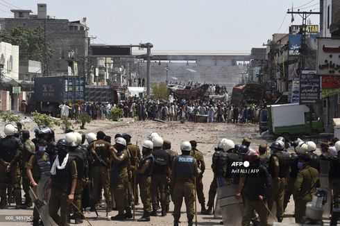 Partai Radikal Pakistan Lepaskan 11 Polisi Setelah Demo Anti-Perancis