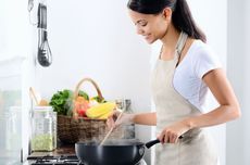 Tips Mencegah Noda Saat Memasak agar Dapur Tidak Cepat Kotor