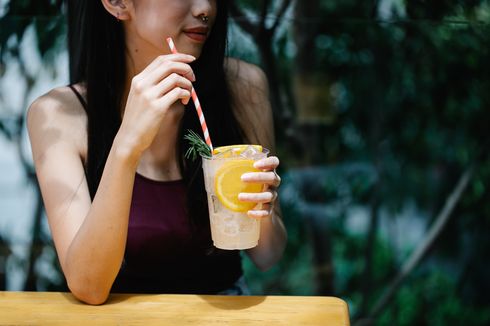 5 Minuman yang Bisa Membuat Tampak Awet Muda, Apa Saja?