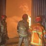 Dua Gudang Mebel di Surabaya Terbakar, 13 Unit Mobil Damkar Dikerahkan