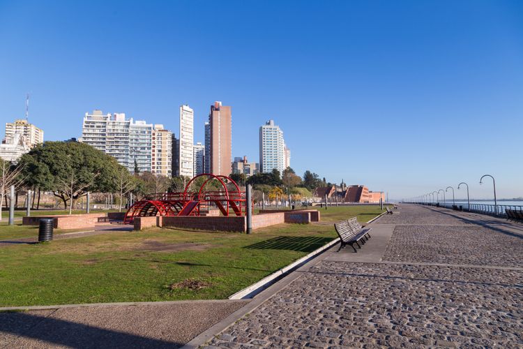 tepi Sungai Parana di Rosario, Argentina