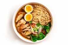 Adakah Bahaya Kesehatan Terlalu Sering Makan Ramen?