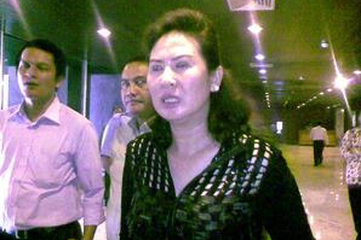 Salah satu mantan nasabah Bank Century, Sri Gayatri