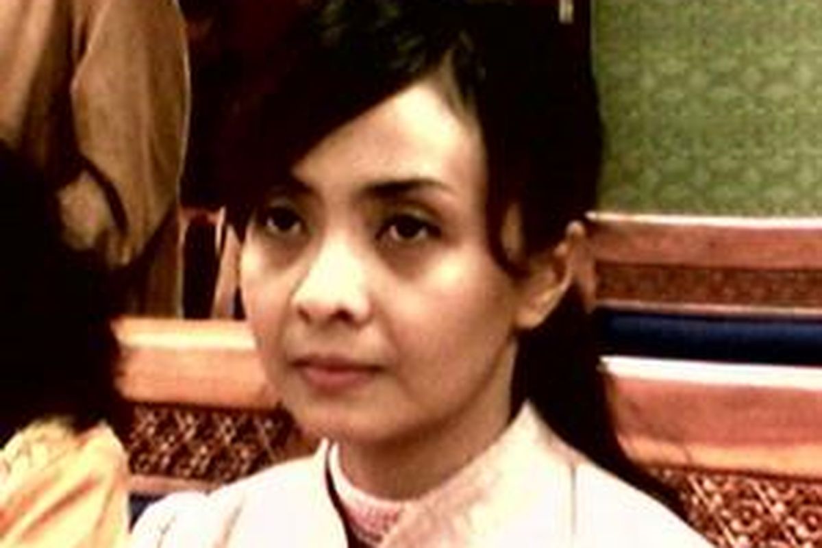 Desi Vridiyanti (34), mantan sekretaris Max Moein