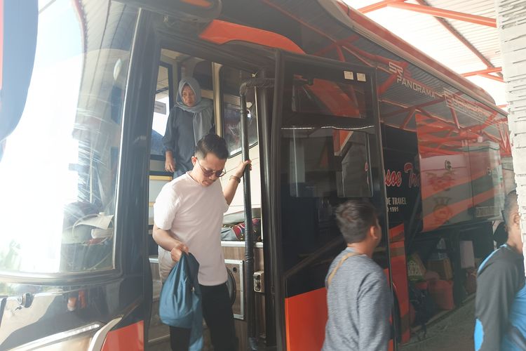 H-1 Masuk Kerja Pascalebaran, Arus Balik di Terminal WA Gara Palangka Raya Melonjak