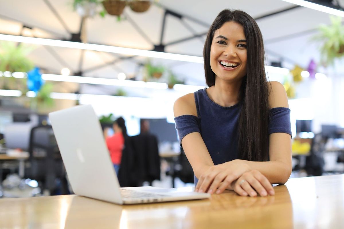 CEO Canva Melanie Perkins (34) dan suaminya, Cliff Obrecht (35), kini masuk dalam daftar orang terkaya di Australia.