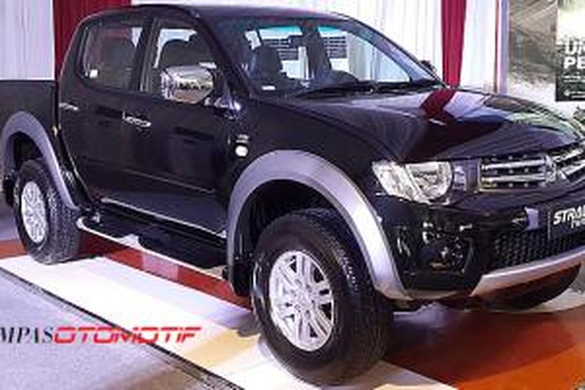 Mitsubishi Strada Triton Hi-Power punya beda tampilan dan tenaga