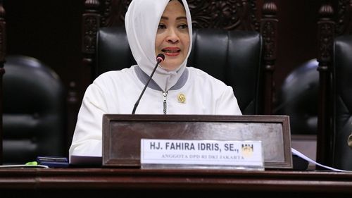 Dukung Program “Ketupat” Paslon R1DO, Fahira Idris: Cocok untuk Ibu Rumah Tangga yang Ingin Buka Usaha