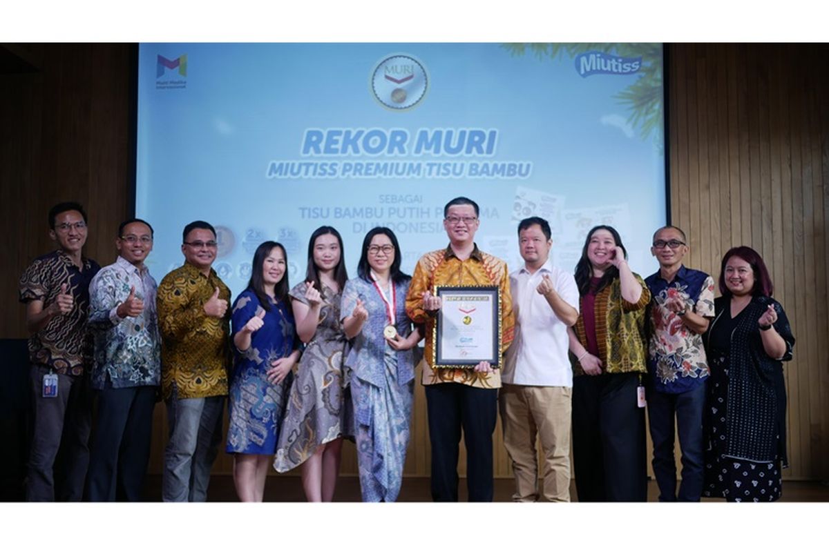 Museum Rekor Dunia Indonesia (MURI) menobatkan Miutiss yang diproduksi oleh PT Multi Medika Internasional (MMIX) sebagai Tisu Bambu Putih Pertama di Indonesia