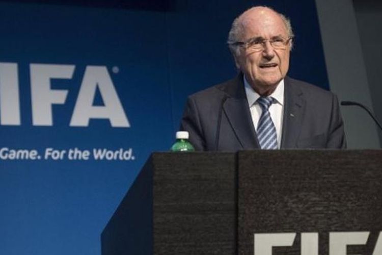 Sepp Blatter mengundurkan diri sebagai Presiden FIFA pada Selasa (2/6/2015).