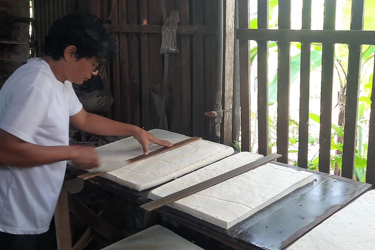 Imbas Perang AS-Iran: Harga Kedelai Naik Signifikan, Keuntungan Perajin Tahu Tipis