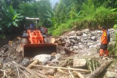 Selain Lumpuhkan Jalan, Longsor di Agam Hancurkan Ladang dan Irigasi Warga