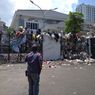 Gedung DPRD Jabar Jadi Tempat Sampah, Simbol Protes Tindakan Represif Aparat