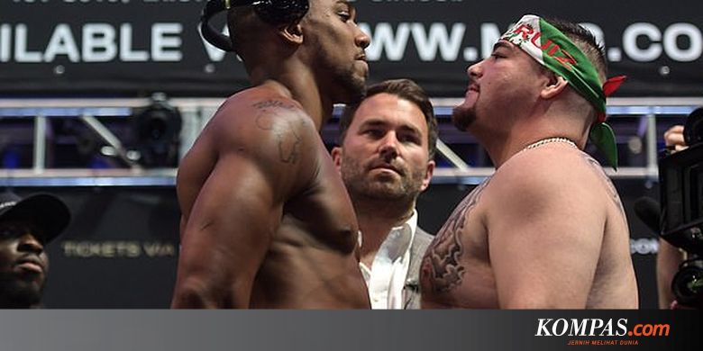 Anthony Joshua Raih Empat Sabuk dari Pertarungan Membosankan