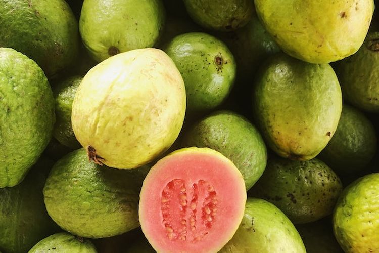 Jambu merah, jambu biji merah