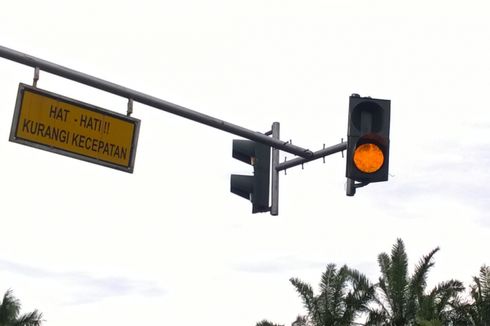 Lampu Kuning yang Makin Diabaikan di Persimpangan