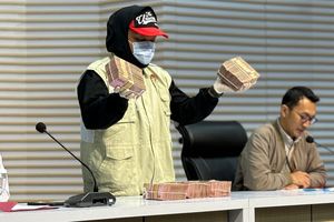 KPK Sita Uang Rp 500 Juta Saat OTT Bupati Ponorogo 