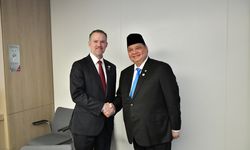 Bertemu Perwakilan Perdagangan AS di Paris, Menko Airlangga: Kami Siap Berdialog dan Negoisasi