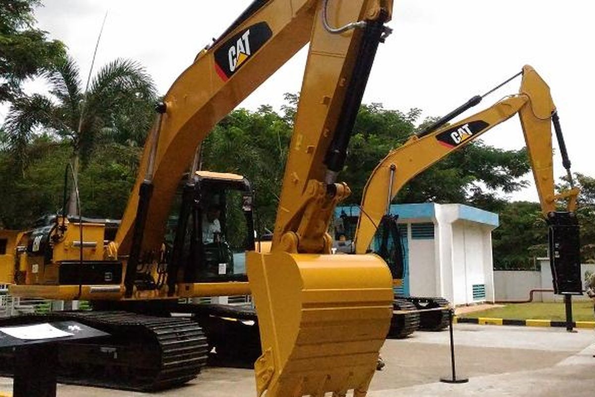 PT Trakindo Utama (Trakindo). penyedia solusi alat berat Caterpillar kembali memperkenalkan produk excavator hidrolik kelas 20 ton terbarunya, yakni CAT 320D2 GC.