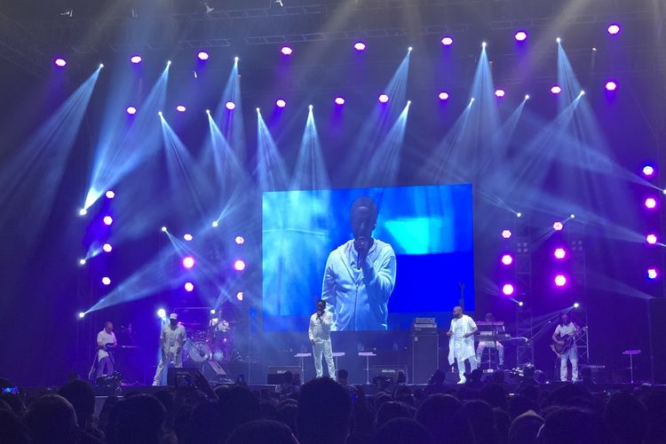Boyz II Men dalam konser ‘Tour of Asia 2019’ di Tennis Indoor Senayan, Jakarta Pusat, Rabu (4/12/2019). 