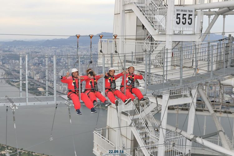 Sky Brigde Tour di Lotte World Tower 