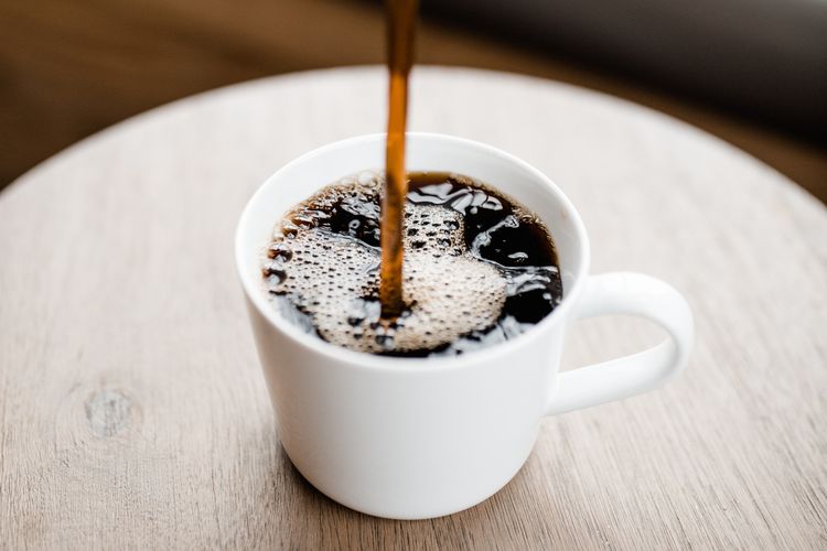 Tahukah Anda bahwa minum kopi secara berlebihan dapat memicu serangan jantung?