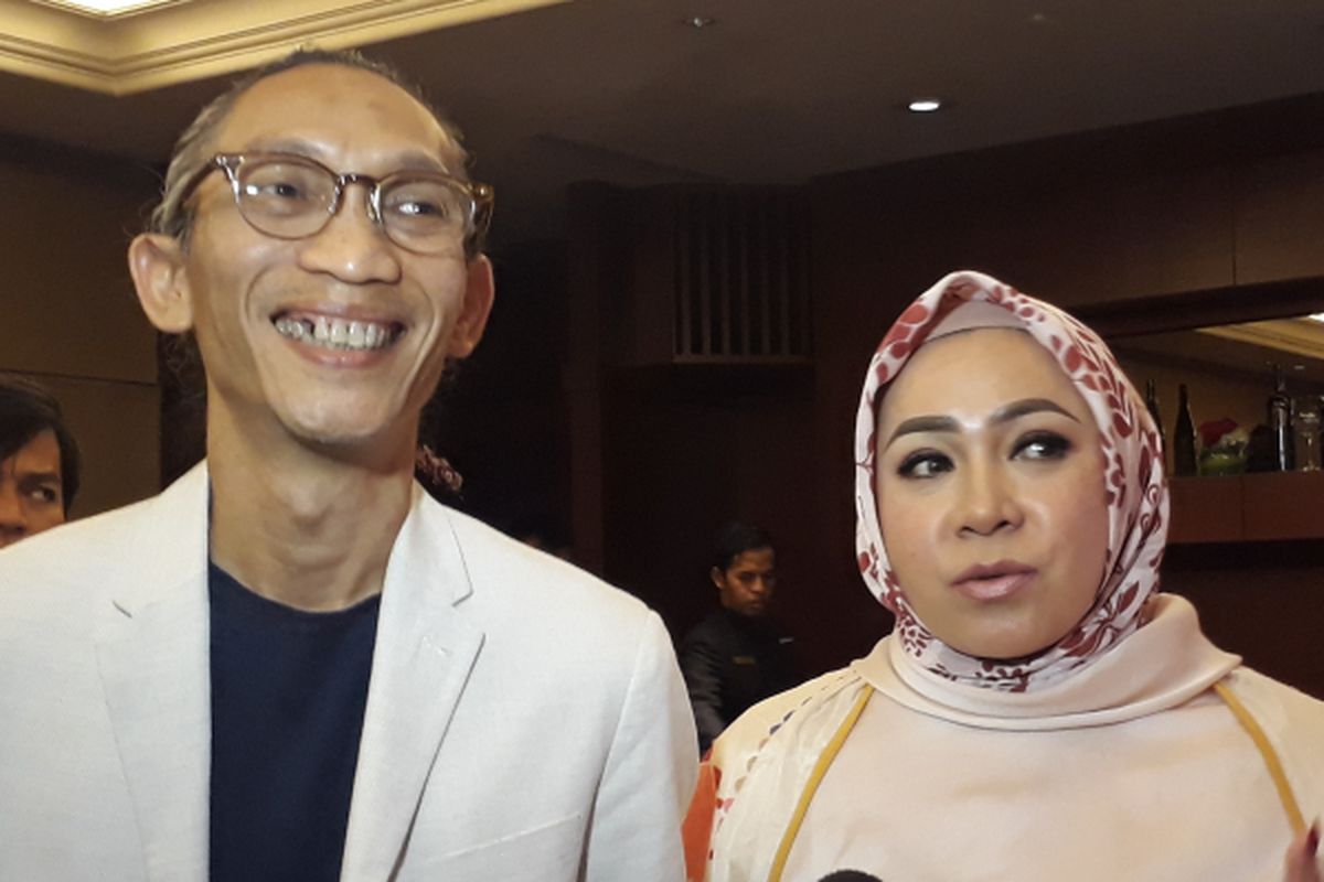 Anto Hoed dan Melly Goeslaw ketika dijumpai usai acara peluncuran trailer dan soundtrack film Kartini di Djakarta Theater XXI, Jakarta Pusat, Selasa (21/3/2017).