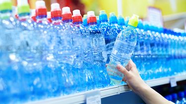 Harga Plastik Naik, Ini 5 Cara Travelling yang Hemat Plastik