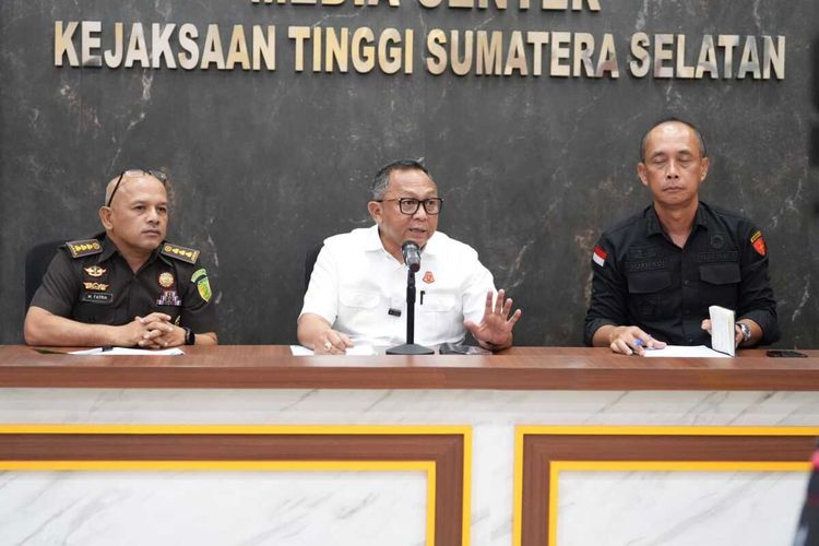 Korupsi KUR Bank Daerah di Sumsel Rp 3,9 Miliar: Dua Tersangka Ditahan, Satu Pergi Haji
