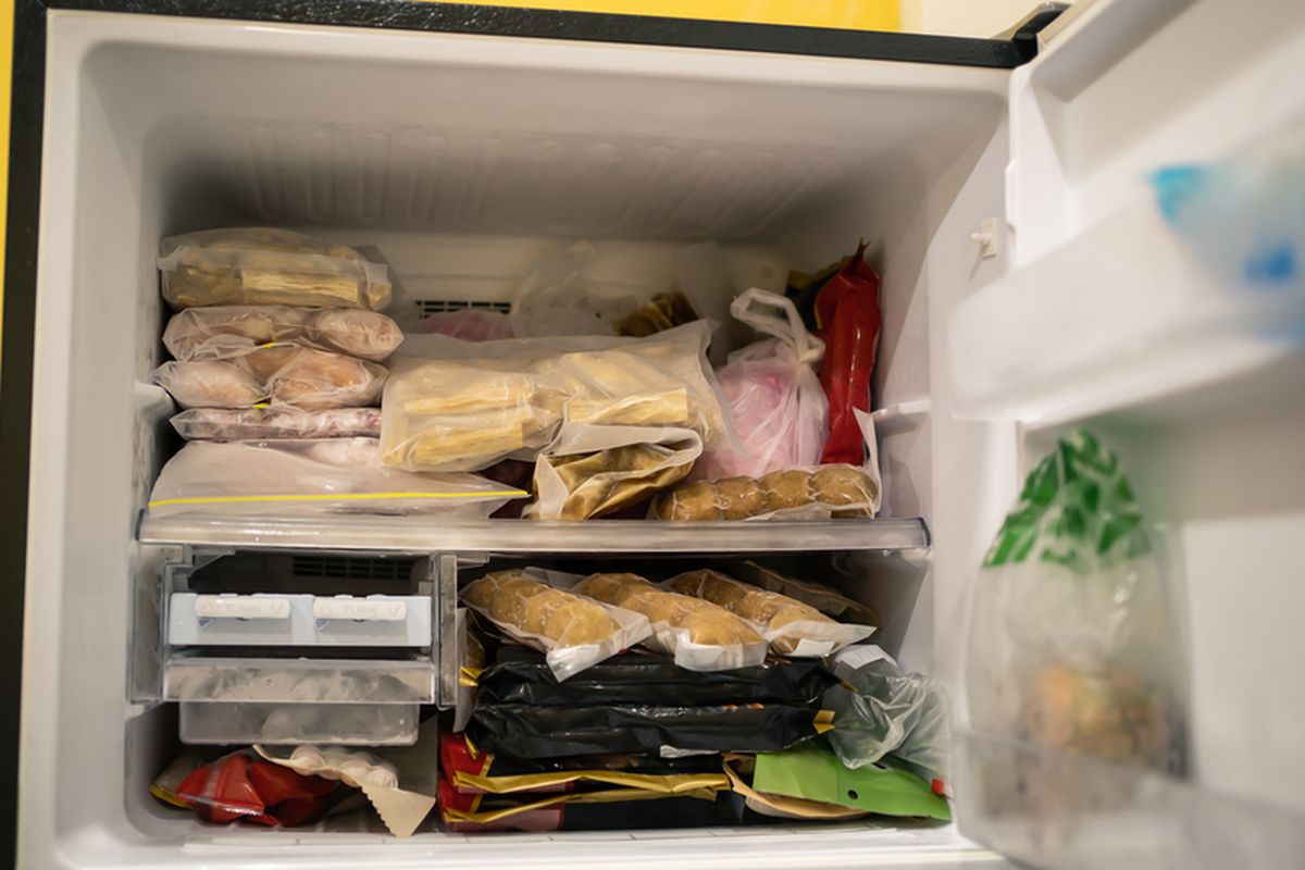 Ilustrasi freezer. 