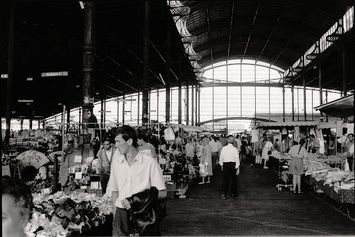 6 Hambatan Perdagangan Internasional yang Paling Sering Terjadi dan Dialami