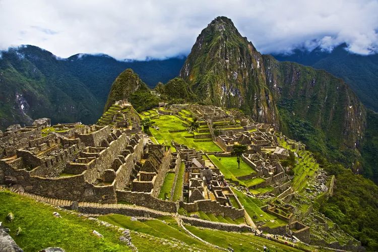 Machu Picchu yang merupakan peninggalan peradaban Inca di Peru, Amerika Selatan.