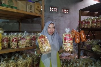 Mahasiswa KKN UGM Lakukan Pendataan UMKM di Temanggung Jateng