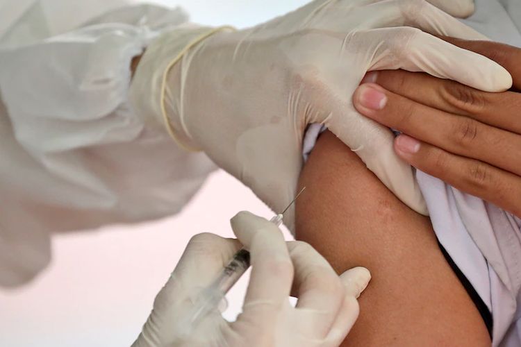 Beberapa perusahaan di Australia berikan kelonggaran setengah hari bagi staf untuk pergi melakukan vaksinasi.