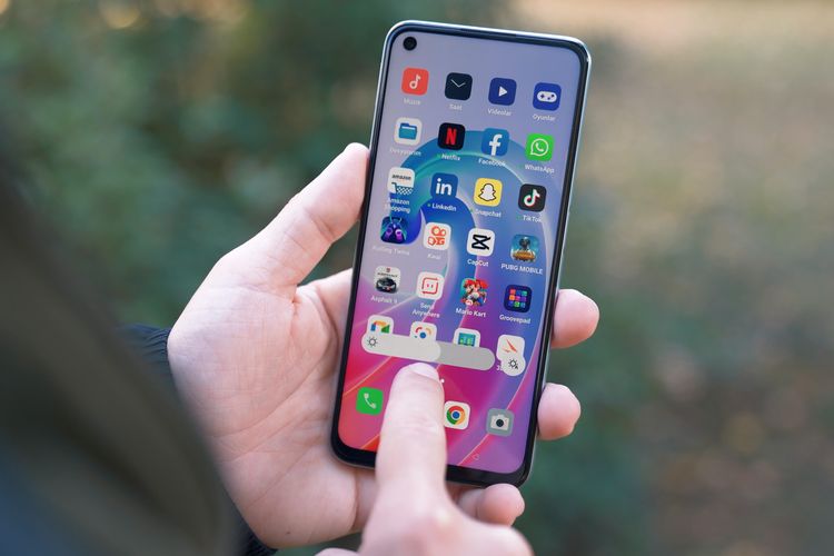 Kenapa Layar HP Tidak Bisa Disentuh? Ini 7 Penyebabnya