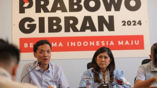 Mahfud Nyatakan Ingin Mundur, Habiburokhman: Kenapa Baru Bilang Sekarang?