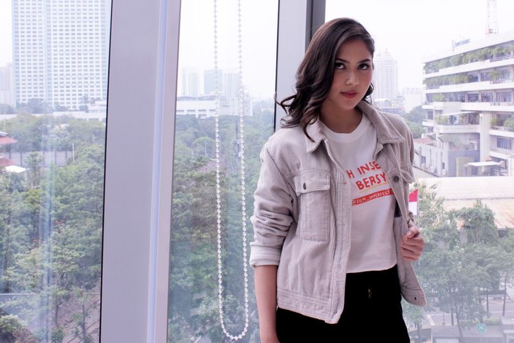 Jessica Mila berperan sebagai Rara dalam film Imperfect saat promo film di di Kantor Redaski Kompas.com, Menara Kompas, Jakarta,Rabu ( 4/12/2019).