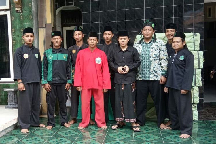 Pendekar Pagar Nusa Kebumen, Jawa Tengah, siap membantu TNI dan Polri