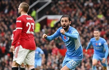 Selebrasil gelandang Manchester Bernardo Silva seusai membobol gawang Manchester United. Laga Manchester United vs Manchester City digelar di Stadion Old Trafford, Sabtu (6/11/2021). 