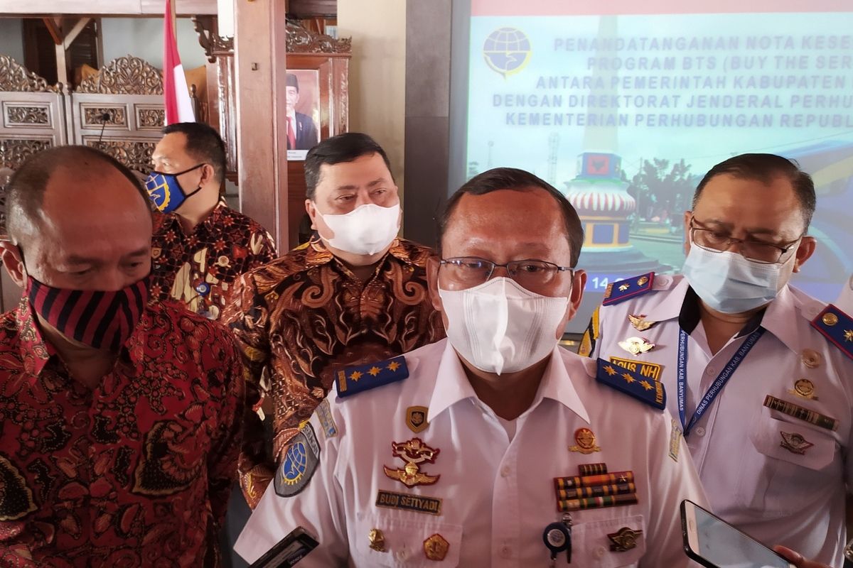 Dirjen Perhubungan Darat Kemenhub Budi Setiyadi di Pendapa Sipanji Purwokerto, Kabupaten Banyumas, Jawa Tengah, Rabu (14/10/2020).