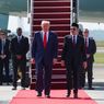 Trump Tiba di Malaysia untuk Hadiri KTT ASEAN, Dijemput Anwar Ibrahim