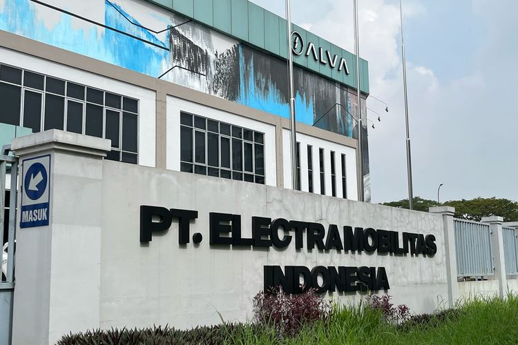 Pabrik motor listrik Alva di Cikarang, Jawa Barat.