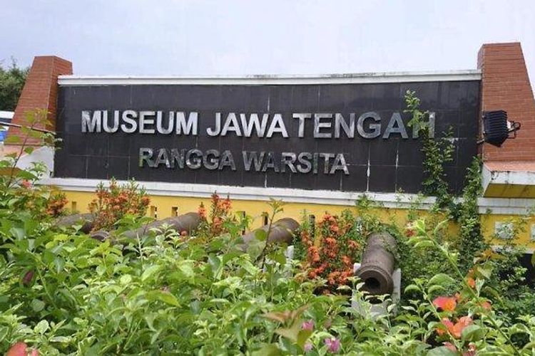 Museum Jawa Tengah Ranggawarsita menggunakan nama pujangga Ranggawarsita.