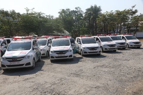 Purwakarta Beri Bantuan Satu Mobil Ambulans untuk Satu Desa