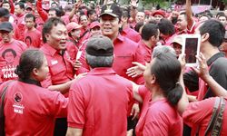 Hari Ini Semarang Merah Total...