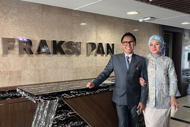 Eko Patrio dan Viona hadir dalam pelantikan anggota DPR RI.