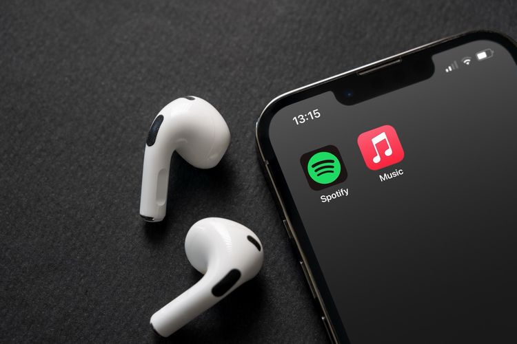 Industri Musik dari Sudut Pandang Ekonomi dan Politik