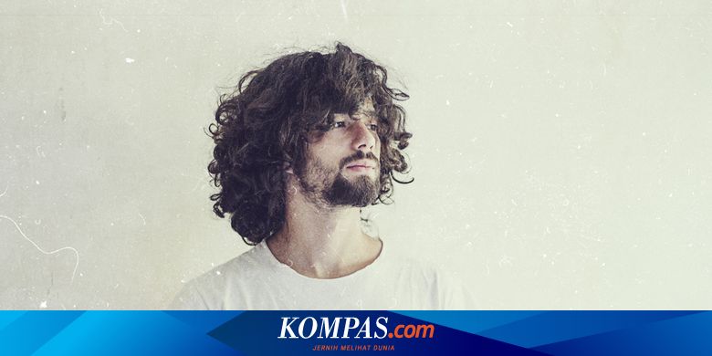  Cara  Tepat Merawat  Rambut  Gondrong  dan Keriting 